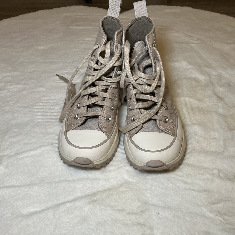 SOLD!!!!! DO NOT BUY ………Converse Light Gray Platform High-Tops - Picture 3 of 7